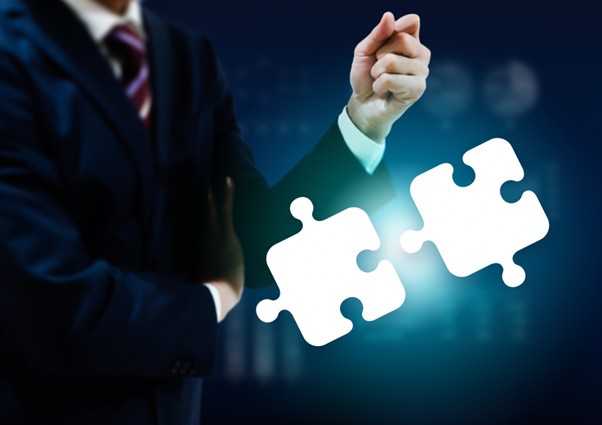 パズルとビジネスマン